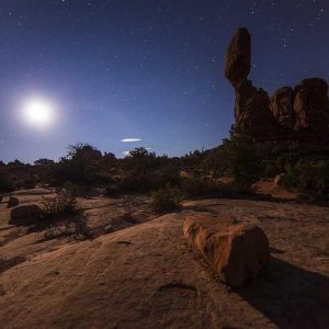 Picsum ID: 884 Nova Case